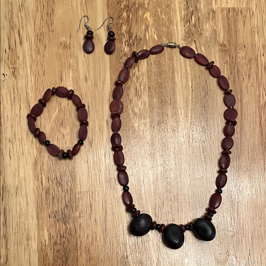 Vintage Wooden And Seed Beaded Jewelry Set